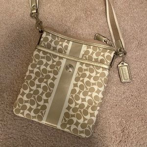 Coach bag cross body
